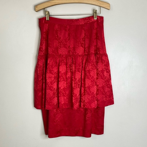 UNIQUE 100% SILK FLORAL PRINT PENCIL/ FLARED SKIRT VIBRANT RED SIZE 10 - Picture 8 of 10